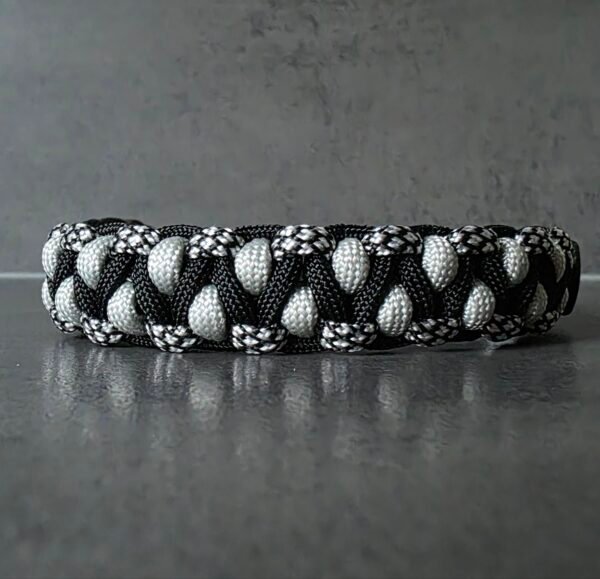 Paracord halsband kleine hond of puppy