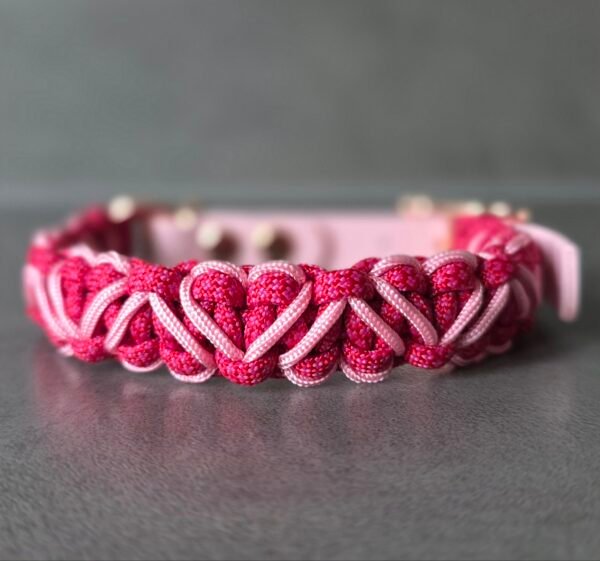 pararcord halsband Cobra Hearts