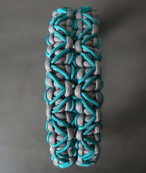 paracord halsband Cobra Hearts Double