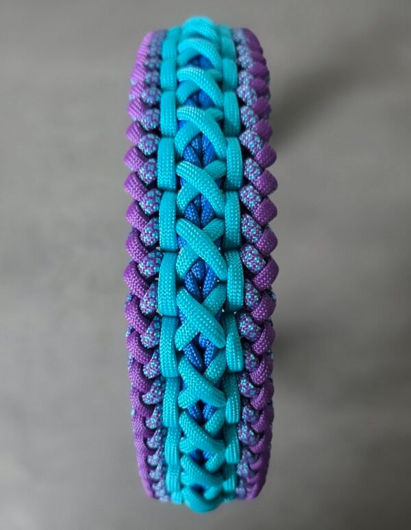 paracord halsband criss cross