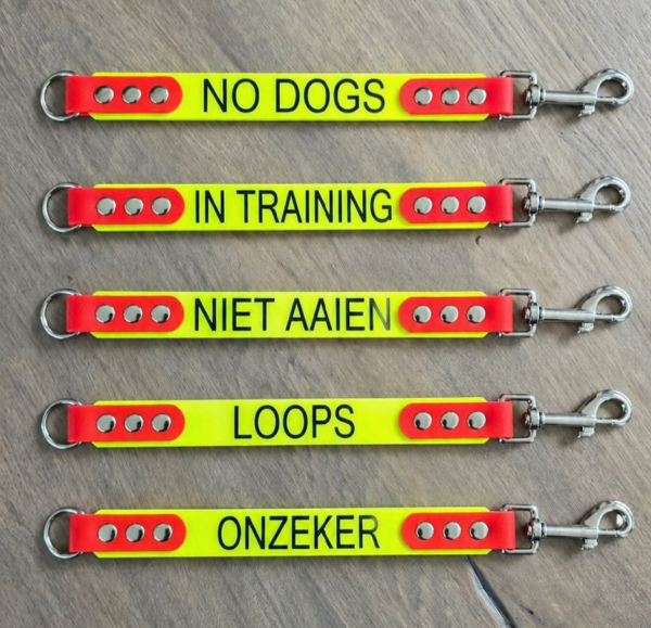 Waarschuwingslabels hond