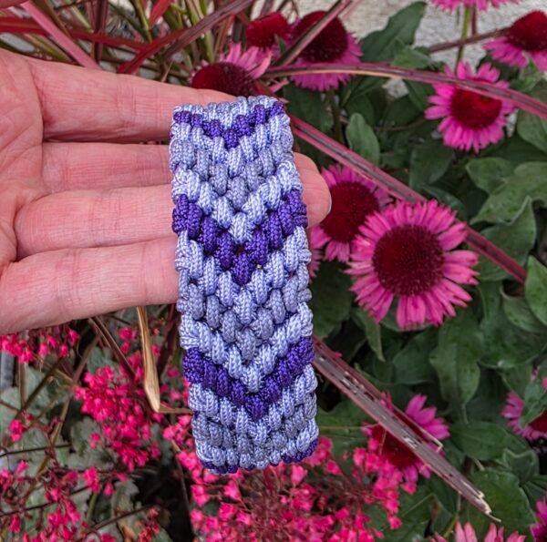Paracord halsband Chevron 4 rijen Paracord halsband Chevron 4 rijen